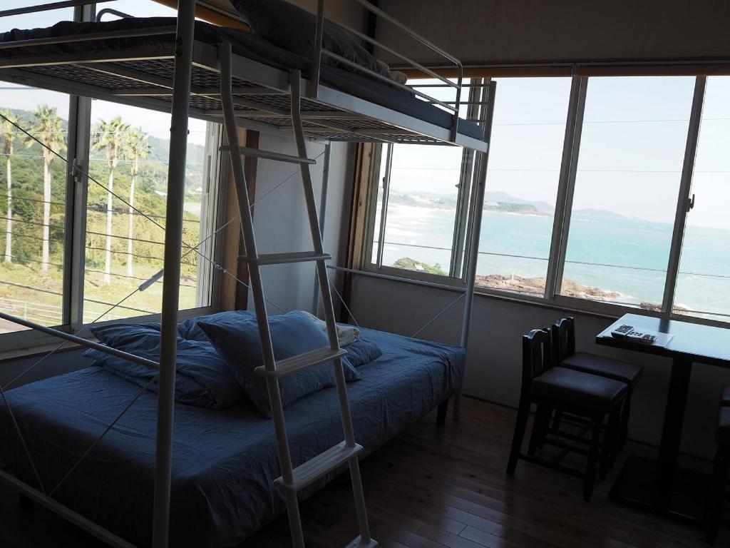 Guesthouse ＆ Beach Cafe Fuego Hyuga Εξωτερικό φωτογραφία